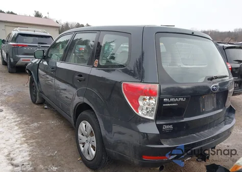 2010 Subaru Forester 2.5X z USA, uszkodzony, nr VIN JF2SH6AC2AG726207